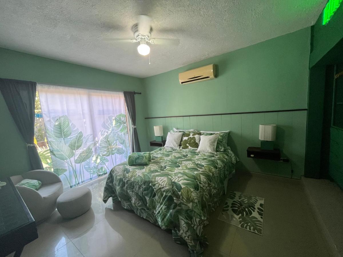Dici Co-Living Housing Cabo San Lucas Bed and Breakfast Exteriör bild