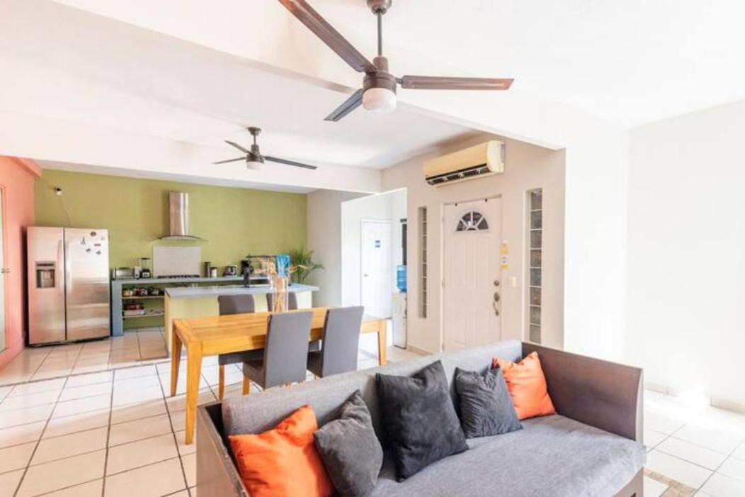 Dici Co-Living Housing Cabo San Lucas Bed and Breakfast Exteriör bild